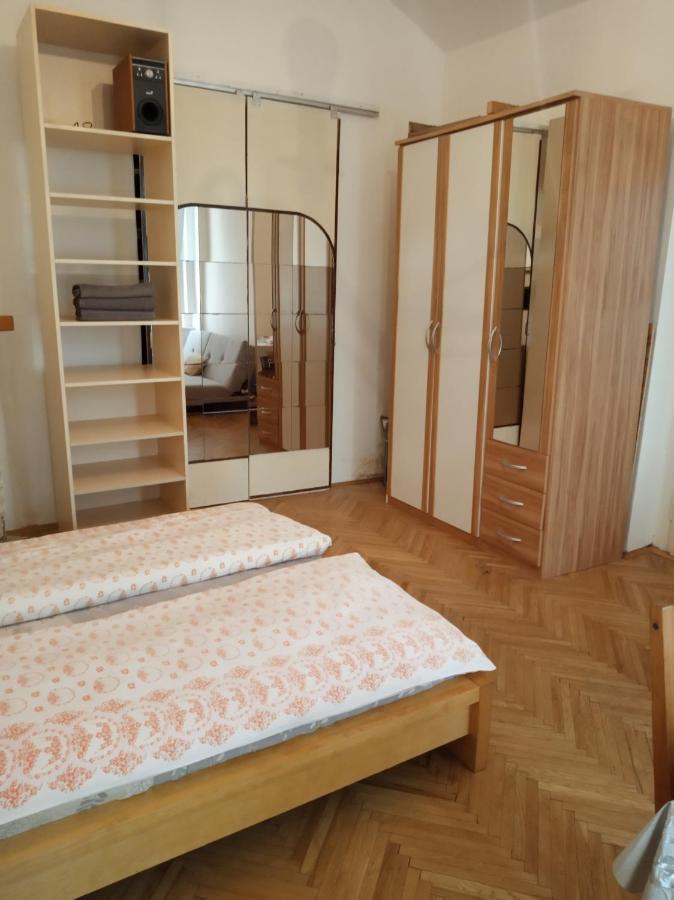 Konstel Praag